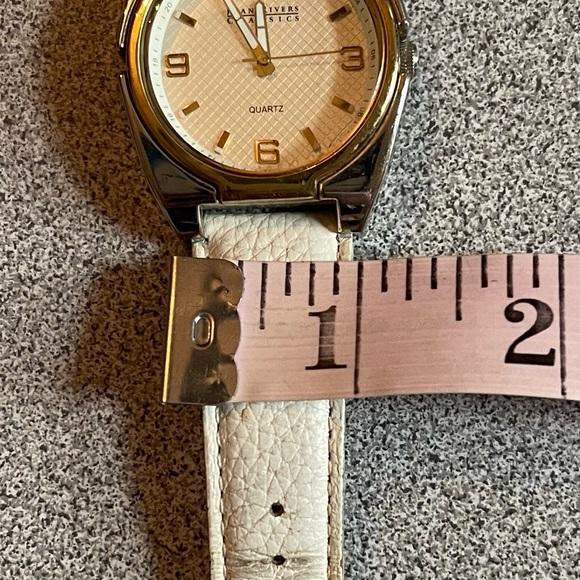 Joan Rivers Classics Two Tone Wristwatch - Picture 13 of 15